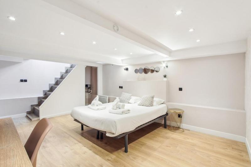 165 Suite Denis - Superbe Appartement A Paris Bagian luar foto